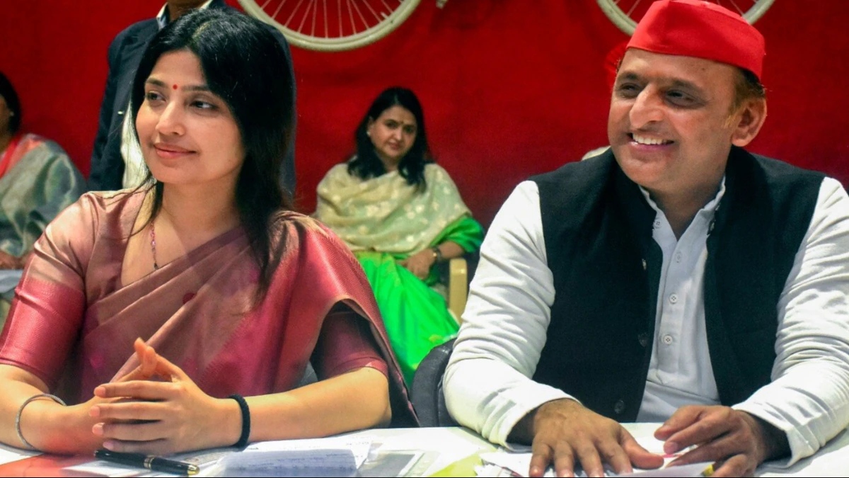UP में डिंपल बनेंगी सपा की CM फेस? सवाल पर मुस्करा दिए अखिलेश