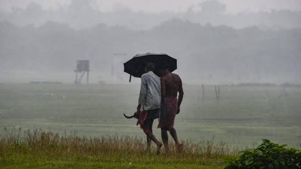UP Weather: आज 65 जिलों में बारिश का अलर्ट, लखनऊ-गाजियाबाद में जलभराव से हाहाकार