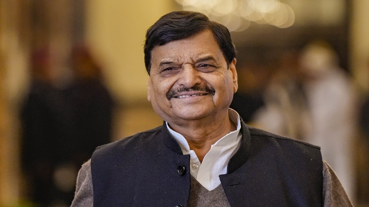 ‘गरीबों के आंसू पोंछना ही असली समाजवाद’ जनेश्वर मिश्र की जयंती पर शिवपाल यादव का संदेश