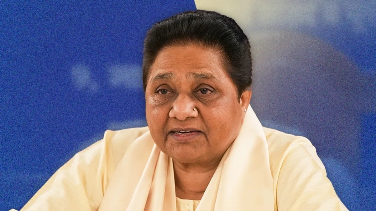 BSP में बवाल! मायावती का ब्राह्मण नेताओं पर बड़ा बयान, बोलीं- स्वार्थी लोगों को बाहर करेंगे