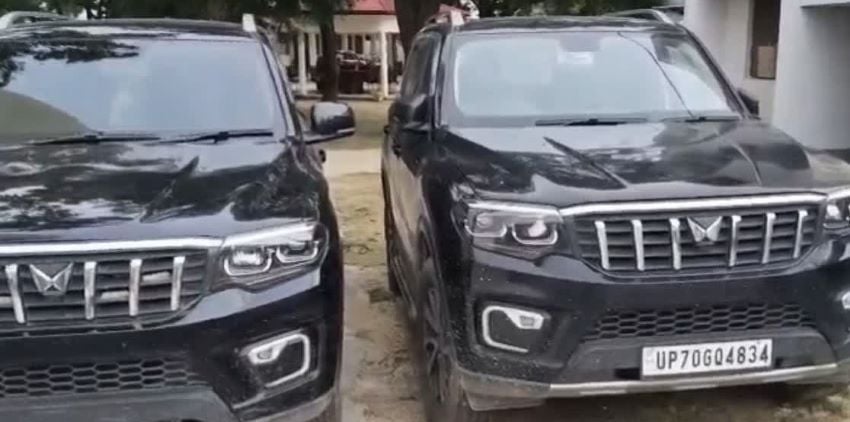 टोल प्लाजा पर दबंगई पड़ी भारी! अतीक के बेटे उमर अहमद के काफिले पर बड़ा एक्शन, पुलिस ने जब्त की दो गाड़ियां