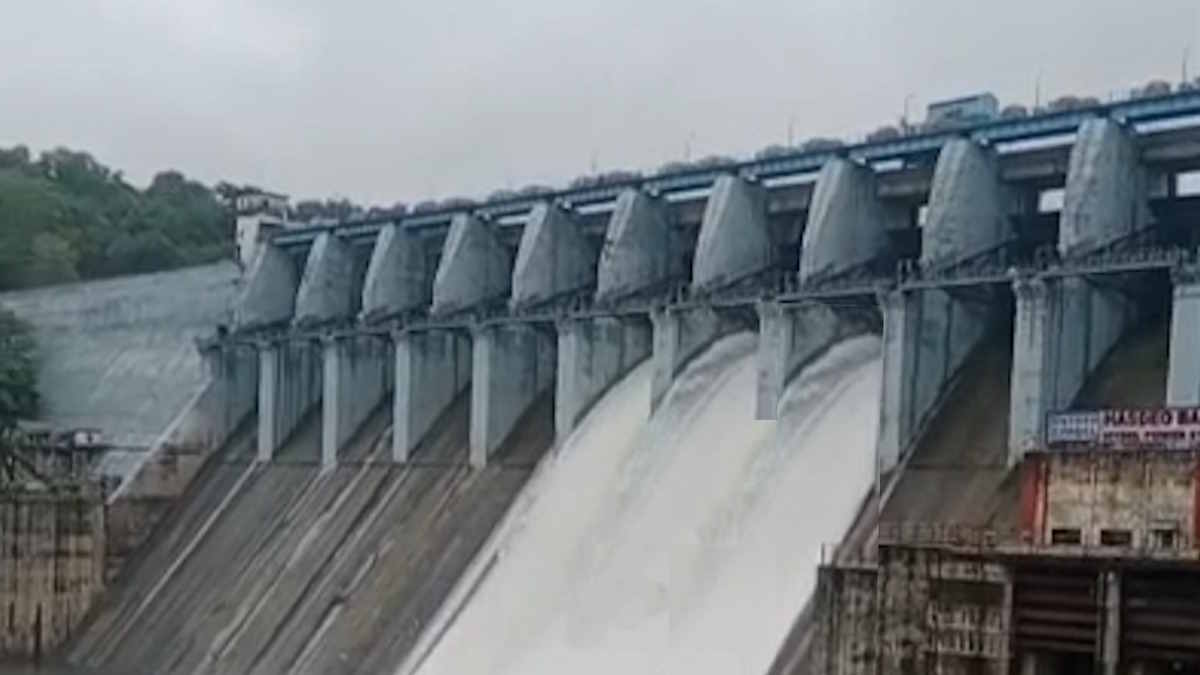 मिनीमाता बांगो जलाशय के खुले 3 गेट, छोड़ा गया 3005 क्यूसेक पानी, प्रशासन ने जारी किया बाढ़ अलर्ट…