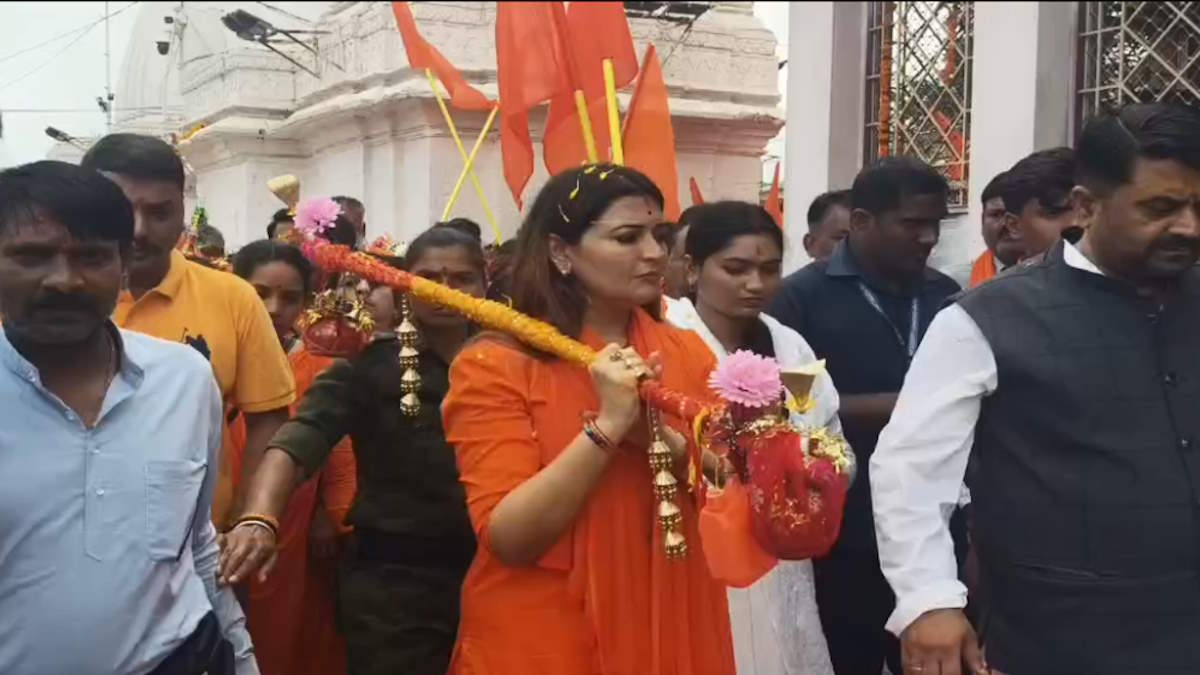 विधायक भावना बोहरा के नेतृत्व में नर्मदा जल लेकर निकले कांवड़िए, अमरकंटक से भोरमदेव तक 151 किमी तक की करेंगे पदयात्रा…