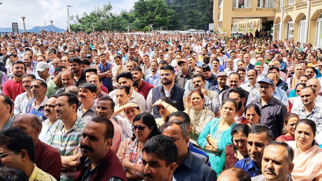 बिजली कर्मचारियों ने सरकार के खिलाफ खोला मोर्चा, 11 अगस्त से 3 दिन की हड़ताल; अनिश्चितकालीन आंदोलन की भी चेतावनी