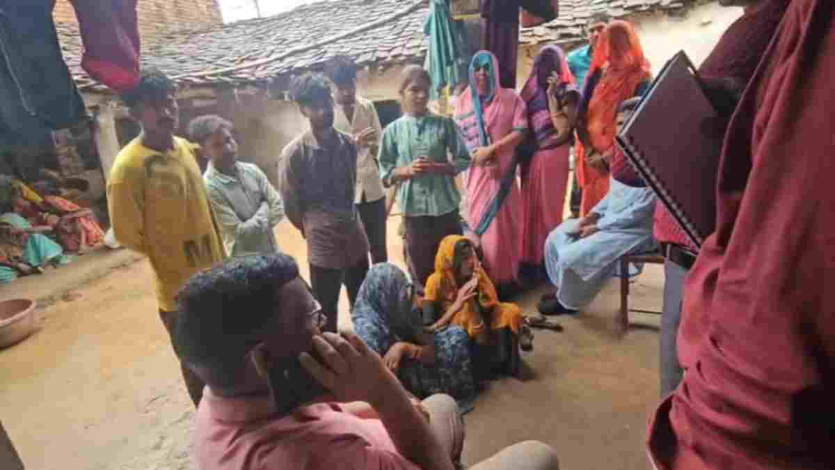 छतरपुर में एक परिवार के 3 बच्चों की संदिग्ध मौत: परिजनों ने आलू-बैंगन की सब्जी को बताया जिम्मेदार, पुलिस ने कब्र खोदकर निकाला शव