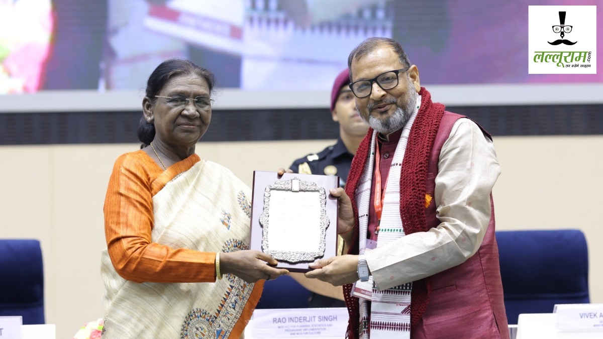 पद्मश्री अनूप रंजन को संगीत नाटक अकादमी पुरस्कार, राष्ट्रपति के हाथों हुए सम्मानित, 2500 लोक गीत-गाथाओं और 175 लोकवाद्यों को सहेजा