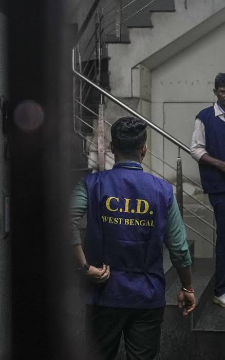 JPSC Paper Leak: धनबाद में CID की बड़ी रेड, कोचिंग संचालकों और संदिग्ध ठिकानों पर छापेमारी से मचा हड़कंप