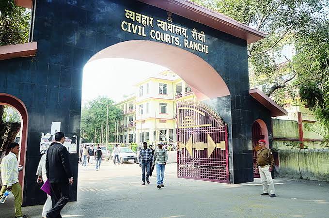 14वीं JPSC परीक्षा केस में 5 आरोपियों की जमानत पर फैसला टला, कोर्ट ने 1 सितंबर तक बढ़ाई सुनवाई, CID ने सौंपी केस डायरी