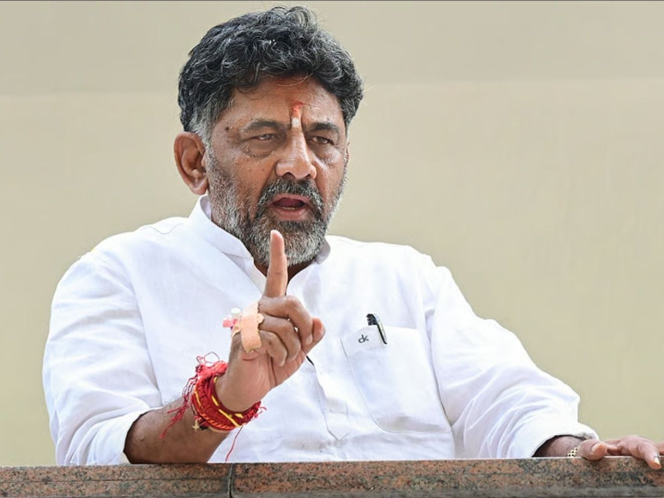 ‘इस्तीफा स्वीकार करने में मिनट भी नहीं लगाऊंगा’, बागी MLA को DK ने दिया 440 वोल्ट का झटका, बोले- राजनीति में सब्र रखना बेहद जरूरी