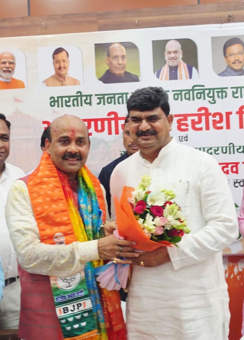 ‘सपा सिर्फ एक परिवार की पार्टी!’ BJP का बड़ा बयान, 2027 में फिर पूर्ण बहुमत की सरकार बनाने का किया दावा