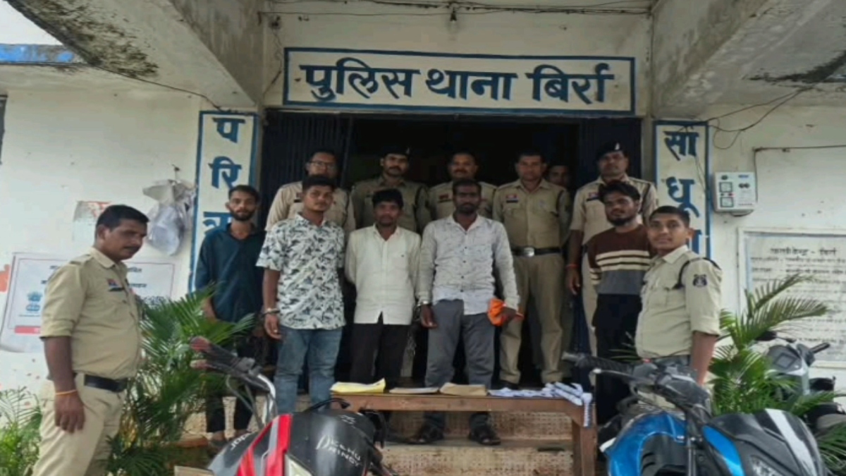जेल के अंदर बनाया डकैती का प्लान: बाहर निकलकर देने वाले थे वारदात को अंजाम, पुलिस ने 5 को किया गिरफ्तार