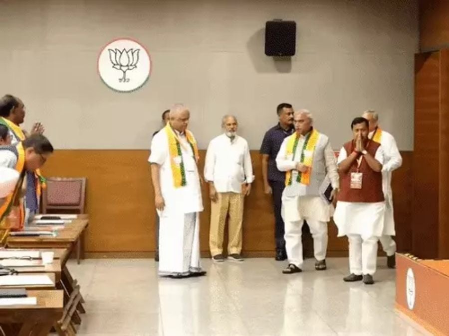 नितिन नवीन की नई टीम की पहली बैठक, विधानसभा चुनावों की रणनीति पर मंथन