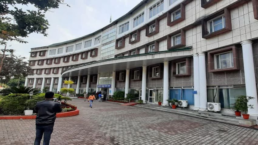कार्रवाई के बाद ‘साइडलाइन’ या नई पावर? हरिद्वार लैंड स्कैम में नपे 2 अफसरों की नई पोस्टिंग ने सबको चौंकाया
