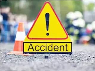 Dhanbad Road Accident: GT रोड पर दर्दनाक हादसा, रॉन्ग साइड से आ रही बाइक ट्रक के नीचे घुसी, एक की मौत, दूसरा गंभीर