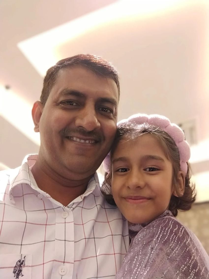 सवा करोड़ से ज्यादा की ठगी… फिर 8वीं मंजिल से छलांग! गोरखपुर में डॉक्टर ने उठाया खौफनाक कदम, आखिर क्या था पूरा मामला?