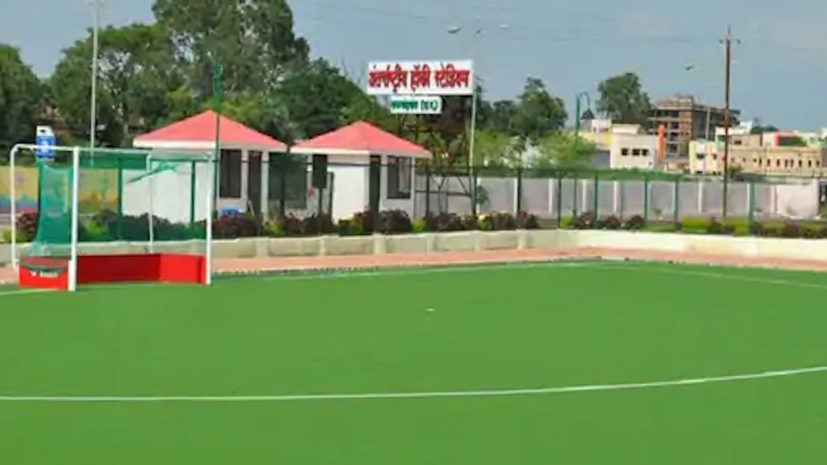 अंतराष्ट्रीय हॉकी मैदान का हाल! एस्ट्रोटर्फ, फ्लड लाइट का काम कागजों में कैद, चेहतों को टेंडर देने नहीं बढ़ाई जा रही प्रक्रिया…