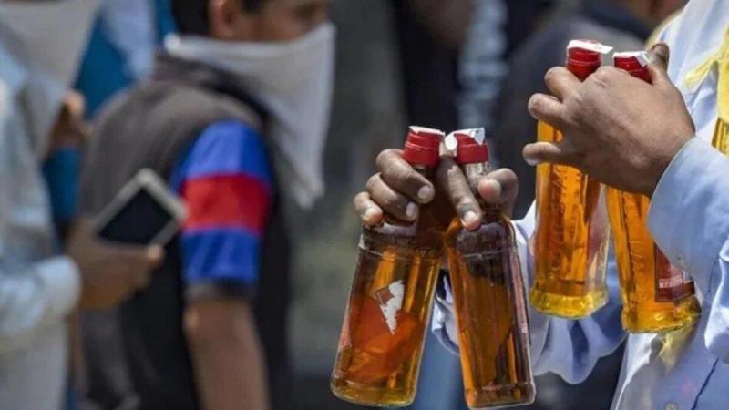 कागजों पर सिमटी शराबबंदी : भावनगर कांड पर कांग्रेस आक्रामक, गृह मंत्री के इस्तीफे पर अड़ी