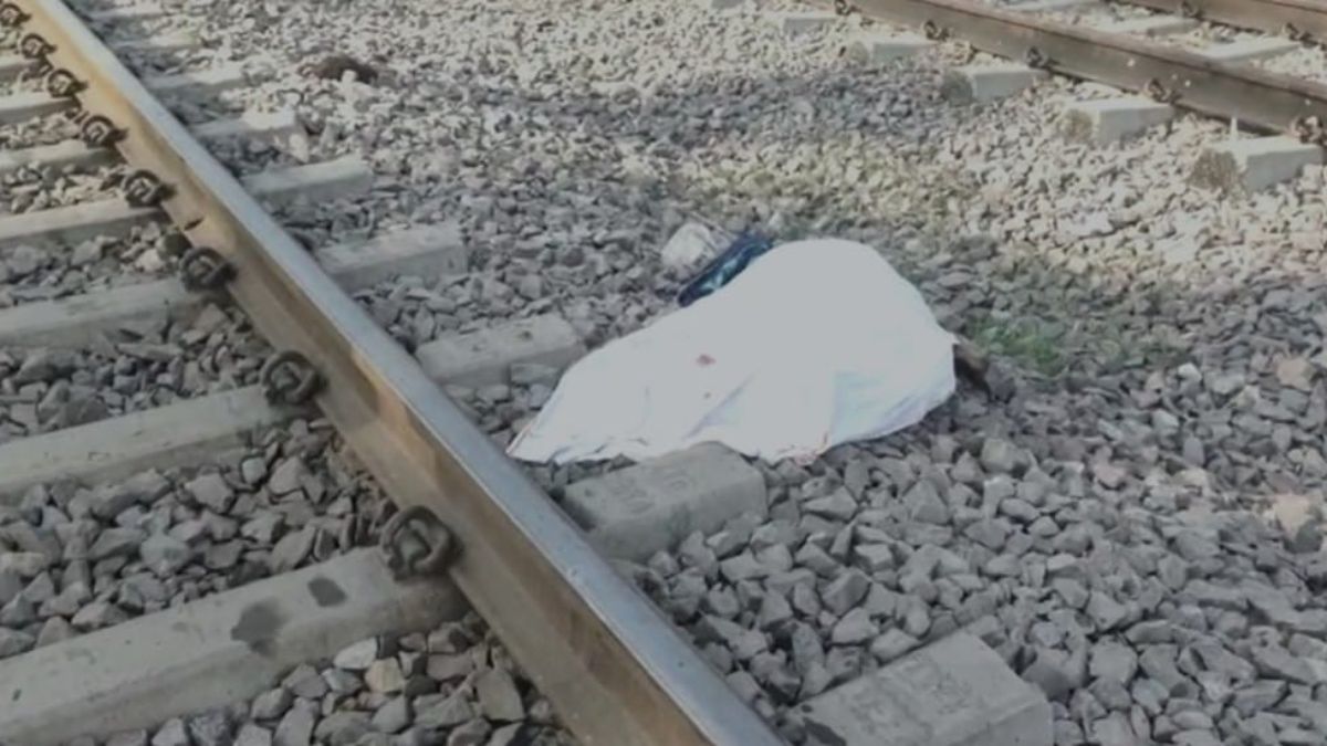 दर्दनाक हादसा: ट्रेन की चपेट में आने से युवक की मौत, पहचान में जुटी पुलिस