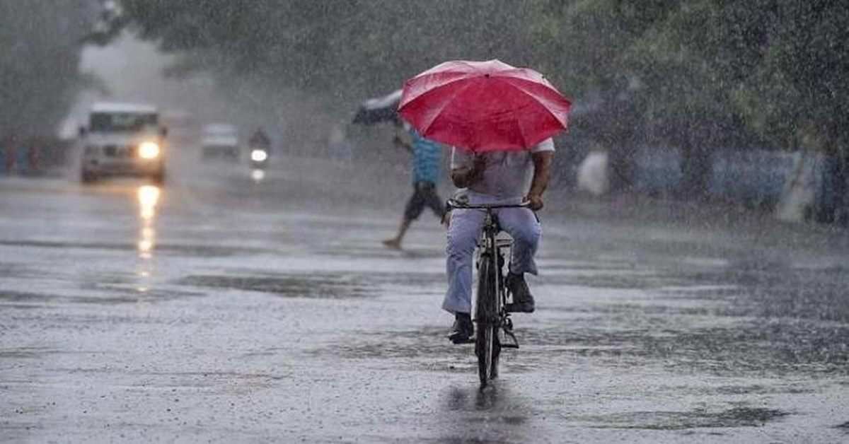UP Weather Update : प्रदेश के अधिकांश इलाकों में बारिश को लेकर येलो अलर्ट, जानिए कहां-कहां बरसेंगे बदरा…