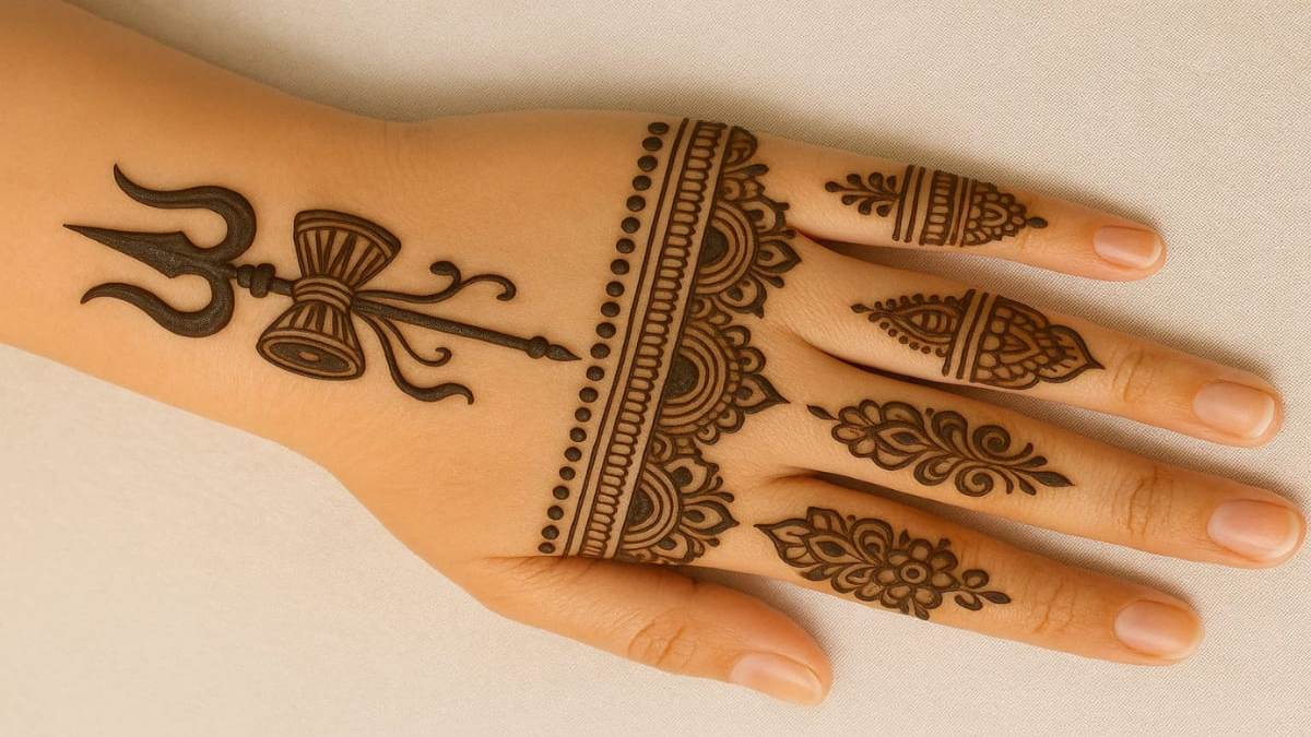 सावन में मेहंदी : जानकर रह जाएंगे हैरान! फैशन नहीं, मां पार्वती की कृपा से जुड़ी है ये परंपरा …