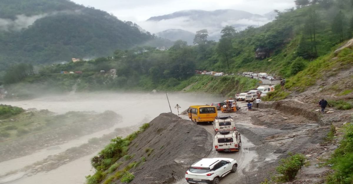 उत्तराखंड वालों सावधान! भारी बारिश का अलर्ट, कई जनपदों के लिए चेतावनी, अलर्ट मोड पर प्रशासन