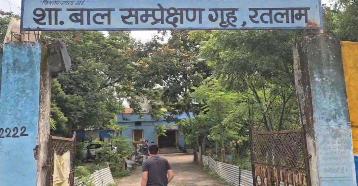 बड़ी खबरः बाल संप्रेषण गृह से भागे 7 बाल अपचारी, सुरक्षाकर्मी से मारपीट कर तोड़ा गेट, 6 दबोचे गए