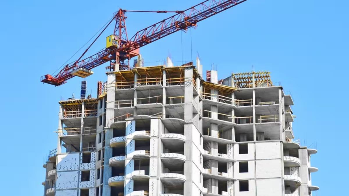 Under-Construction Property : अंडर-कंस्ट्रक्शन घर खरीदने से पहले जान लीजिए सीक्रेट चीजें, बाद में हो सकती है बड़ी परेशानी