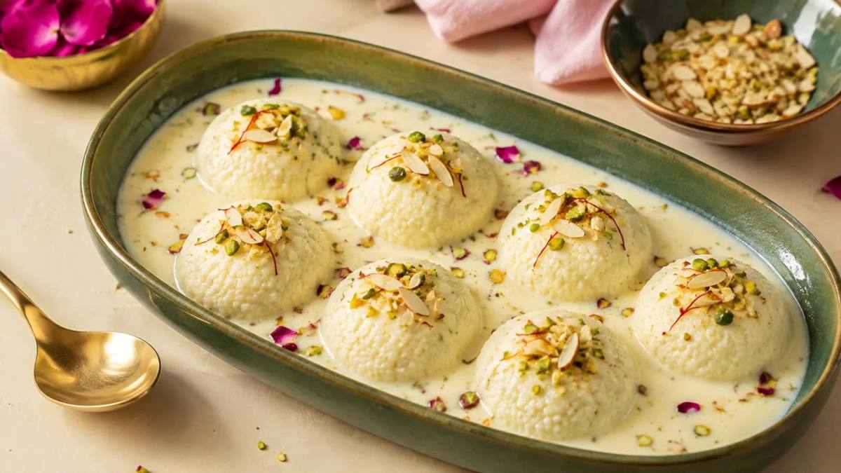 सावन के व्रत में बनाएं साबूदाना रसमलाई, स्वाद ऐसा कि बार-बार बनाने का करेगा मन