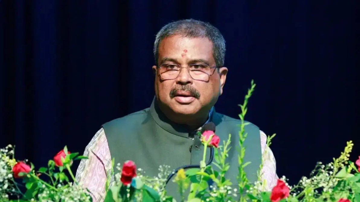 धर्मेंद्र प्रधान ने कांग्रेस पर जमकर हमला किया, कहा- राहुल गांधी सिर्फ घड़ियाली आंसू बहाना जानते हैं