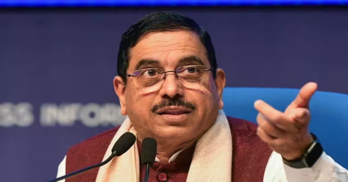 ‘पूर्ण साक्षर राज्य’ बना उत्तराखंड, शिक्षा मंत्री प्रह्लाद जोशी ने की धामी की सराहना, प्रदेशवासियों को दी बधाई