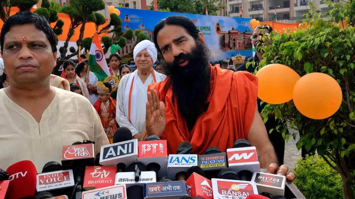 ‘भाई सुधर जाओ, नहीं तो आंदोलन और भी हो सकते हैं’, बाबा रामदेव बोले- सरकारी नौकरियों में 99% घोटाला