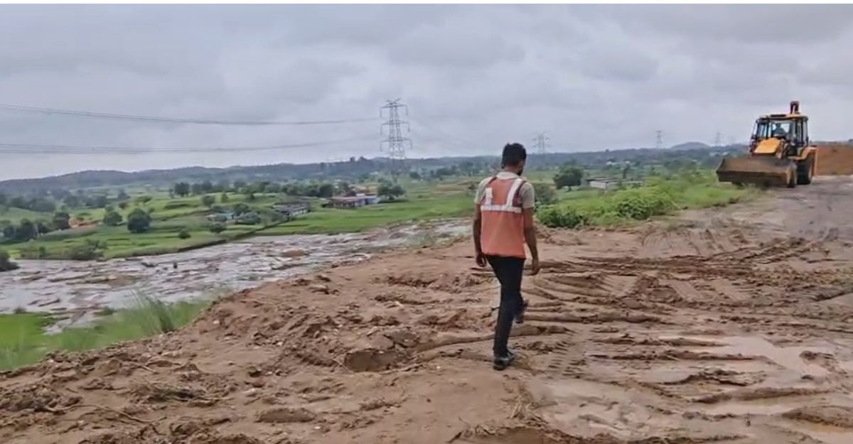 सिंगरौली में रिलायंस ऐश डाइक हादसे पर प्रशासन सख्त: सासन पावर लिमिटेड को शो-कॉज नोटिस, 5,760 टन जहरीली राख से मची तबाही