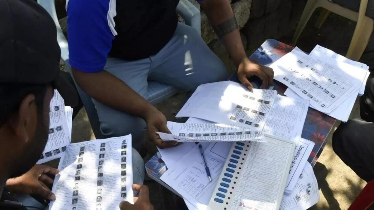 ओडिशा में बाढ़ के बीच BJD की मांग : मतदाता सूची SIR दावे और आपत्तियां दर्ज कराने की समय-सीमा 30 दिन बढ़ाई जाए