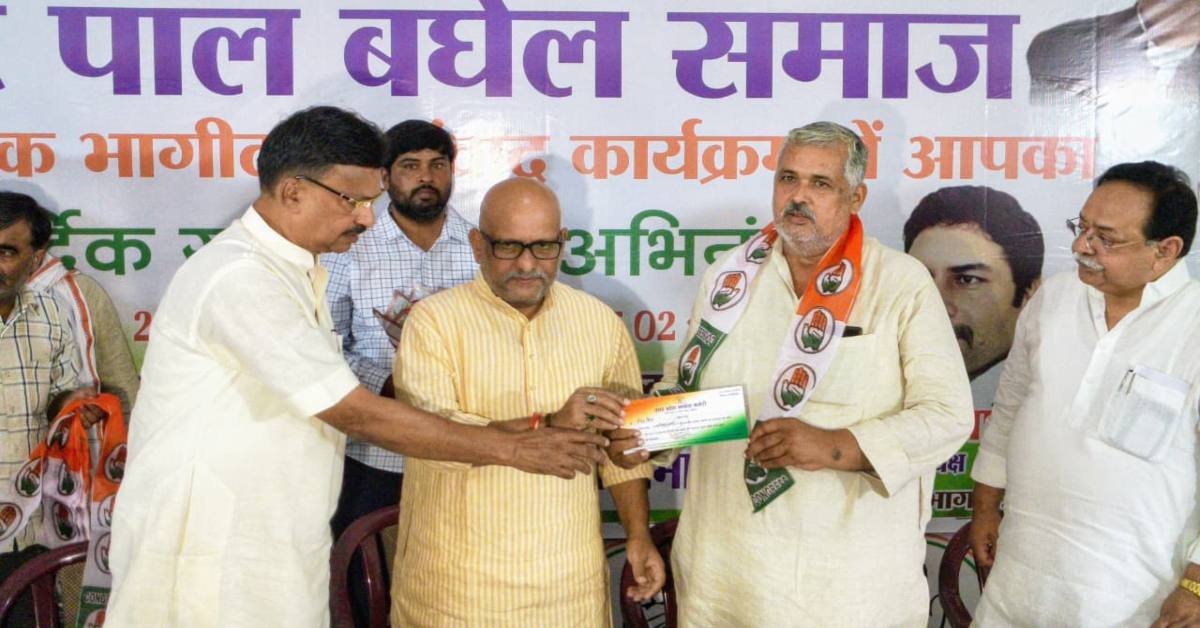 ‘खिलाड़ी सिंह’ का खेला : सीतापुर में कांग्रेस को मिला सियासी बूस्टर, सैकड़ों समर्थकों संग थामा ‘हाथ’
