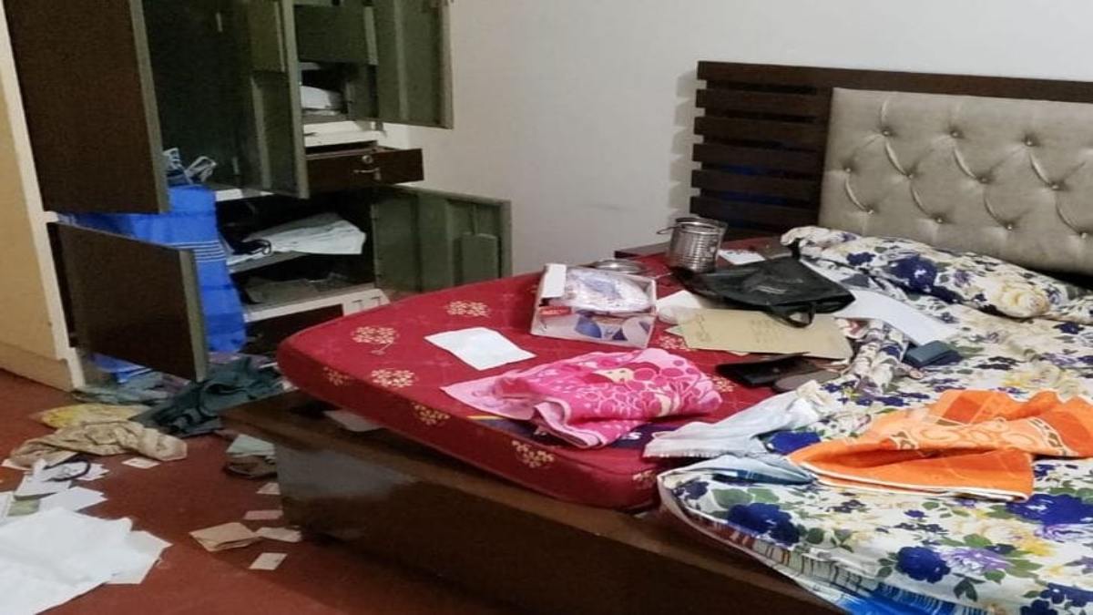 आपके ग्रहों को प्रभावित कर रहीं बेडरूम की ये गलतियां …