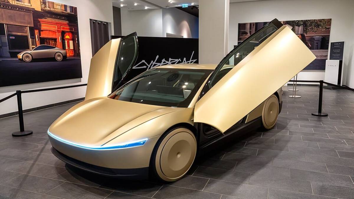 Tesla Cybercab Robotaxi : बिना Steering और पैडल की अनोखी कार 3 September को होगी लॉन्च