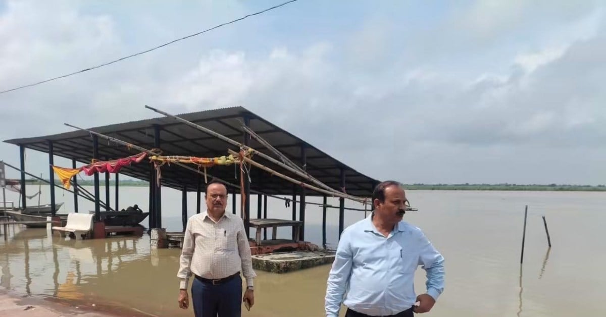गंगा का बढ़ता पानी दे रहा खतरे का इशारा, प्रशासन अलर्ट, निचले इलाकों पर पैनी नजर