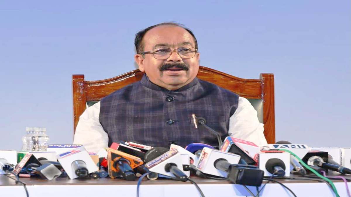 लोक निर्माण विभाग में ढाई साल में हुए 12,666 करोड़ के काम, डिप्टी सीएम अरुण साव ने प्रेस कॉन्फ्रेंस में गिनाई उपलब्धियां
