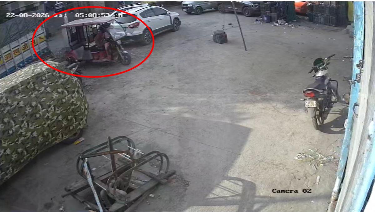 रक्षाबंधन पर खरीदारी करने गई महिला का ई-रिक्शा चोरीः चोर CCTV में कैद, छिना रोजी-रोटी का जरिया