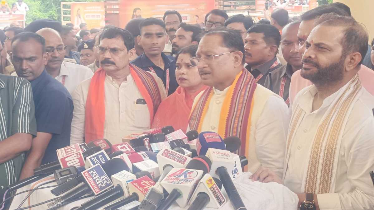 सीएम साय का बड़ा ऐलान, माघ पूर्णिमा पर रहेगी सरकारी छुट्‌टी, संत रविदास के नाम दिया जाएगा राज्य अलंकरण पुरस्कार