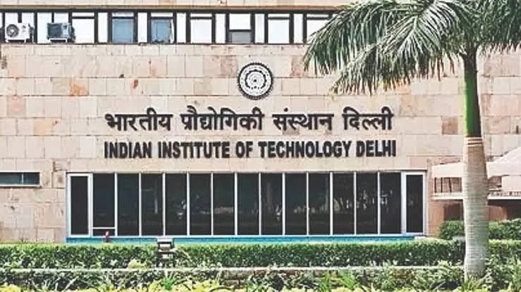 IIT दिल्ली के छात्र ने की आत्महत्या, लेक्चर हॉल कॉम्प्लेक्स की छठी मंजिल से कूदकर दी जान