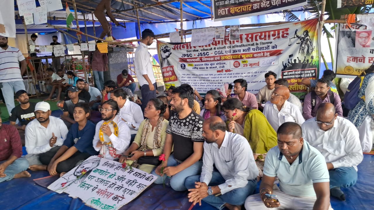 JPSC-JSSC विवाद पर रांची में छात्रों का आंदोलन जारी, Lalluram.com की ग्राउंड रिपोर्ट में सामने आया प्रदर्शनकारियों का दर्द
