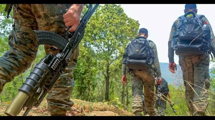 Jharkhand Maoist List: झारखंड पुलिस ने जारी की 19 फरार माओवादियों की सूची, 2.33 करोड़ का इनाम घोषित,1 करोड़ के इनामी असीम मंडल का नाम शामिल