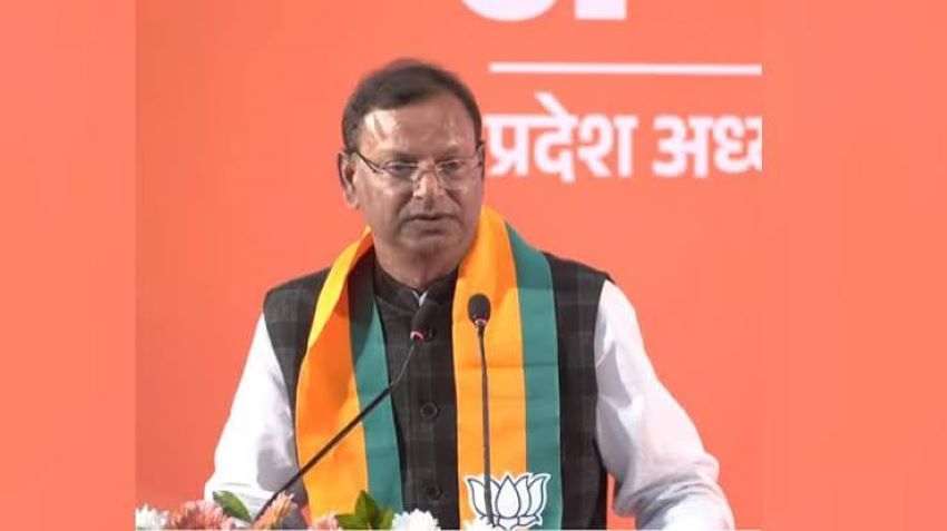 दोस्ती का दिखावा या सियासी मजबूरी? सपा-कांग्रेस गठबंधन पर बोले पंकज चौधरी, दागे तीखे सवाल