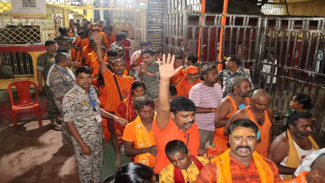 सावन की तीसरी सोमवारी पर बासुकीनाथ में उमड़ा आस्था का सैलाब, डेढ़ लाख से अधिक कांवरियों के पहुंचने का अनुमान