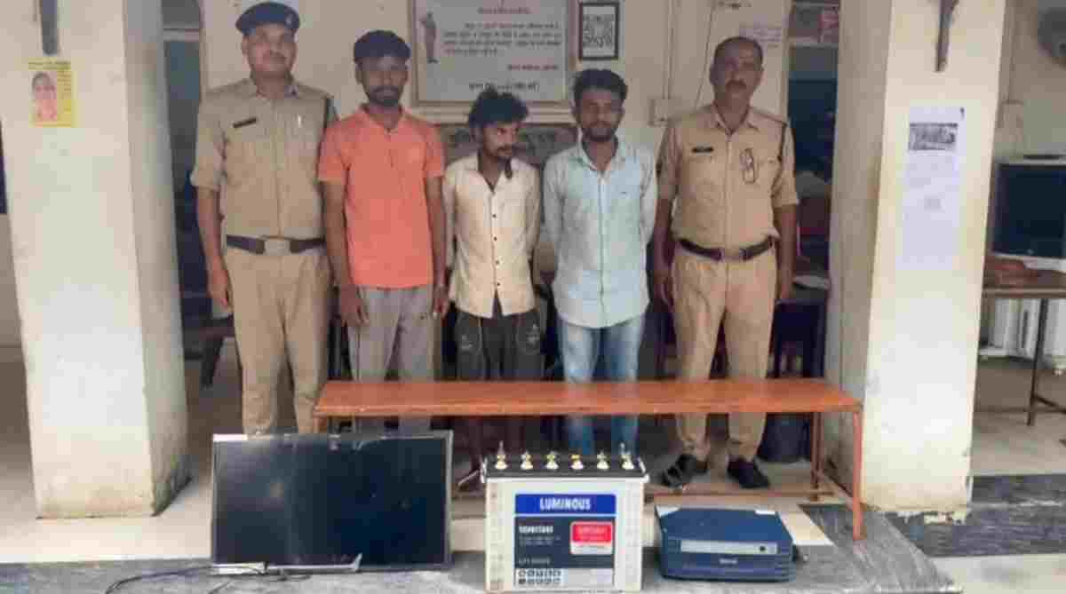 शहडोल में अनोखी चोरी: बदमाशों ने सूने मकान पर बोला धावा, TV और इन्वर्टर बैटरी किया पार, दबोचे गए 3 शातिर