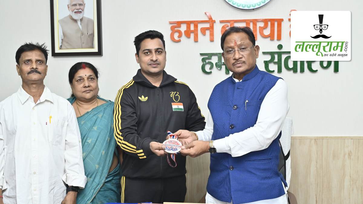 मां ने गिरवी रखा मंगलसूत्र, पिता ने मजदूरी कर बेटे को बनाया चैंपियन, अब 67 इंटरनेशनल मेडल जीतने वाला खिलाड़ी बोला- इस बार भी ‘शहीद राजीव पांडे पुरस्कार’ और नौकरी नहीं मिली तो नीलाम कर दूंगा मेडल