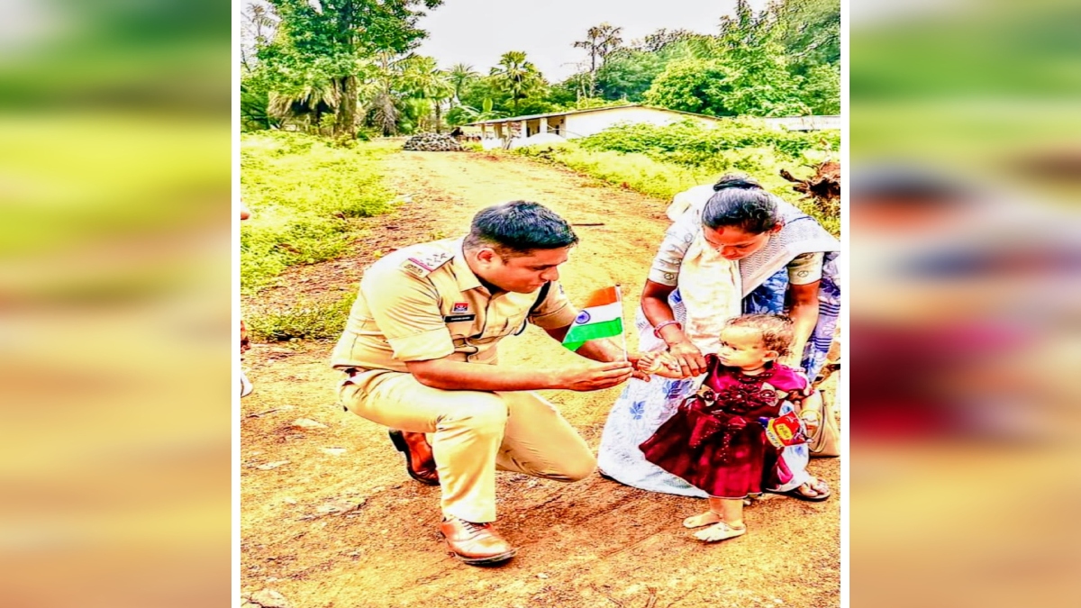 बस्तर में पुलिस ने शुरु किया ‘निवा दुवाड़ ते’ अभियान: ग्रामीणों की समस्याओं का निराकरण करना उद्देश्य