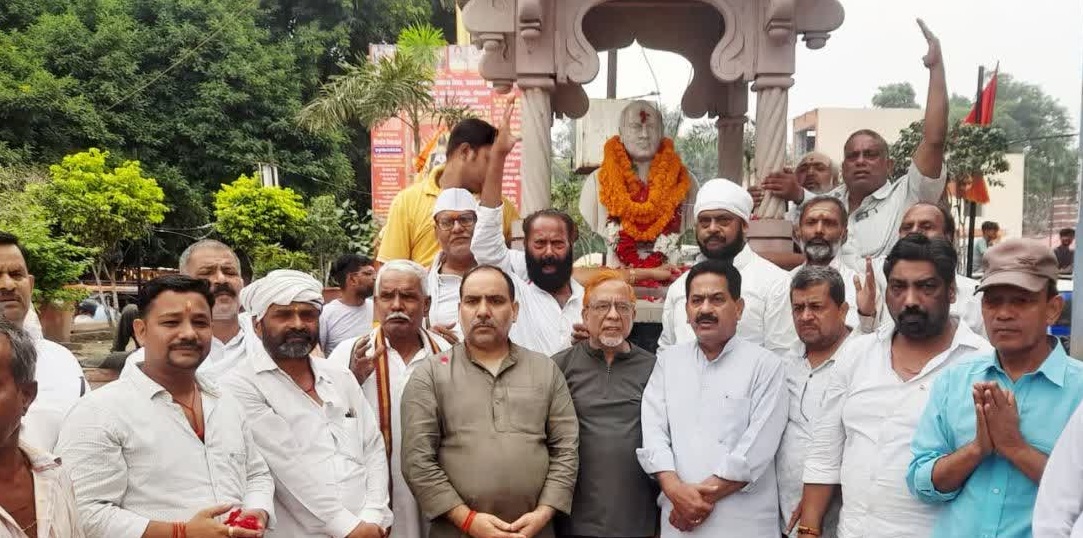 पूर्व PM राजीव गांधी को काशी का नमन: ‘सद्भावना दिवस’ के रूप में मनाई गई जयंती, कांग्रेस कार्यकर्ताओं ने ऐसे किया अपने नेता को याद