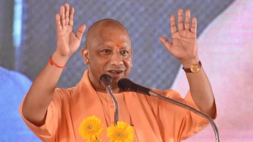 योगी आदित्यनाथ का कांग्रेस पर करारा हमला, बोले- ‘सत्ता के नशे ने कर दिया बेड़ा गर्क!’